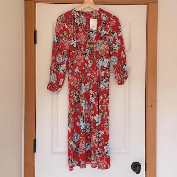 H&M Dresses & Skirts - H&M Red Floral MIDI Dress Size XS (2). New w/Tags